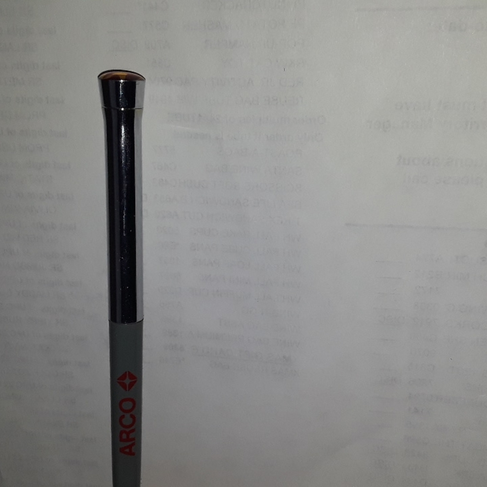 VINTAGE ARCO GAS OIL EARLY RED LOGO GRAY GREY / CHROME PEN